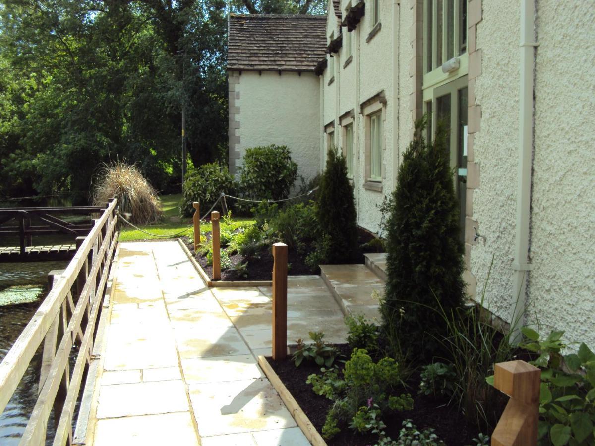 The Crown Of Crucis Country Inn And Hotel Cirencester Εξωτερικό φωτογραφία