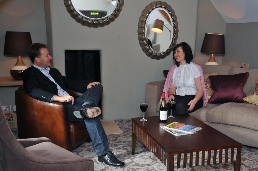 The Crown Of Crucis Country Inn And Hotel Cirencester Εξωτερικό φωτογραφία