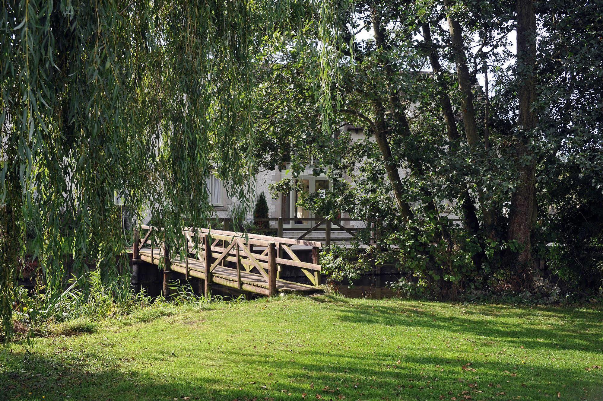 The Crown Of Crucis Country Inn And Hotel Cirencester Εξωτερικό φωτογραφία